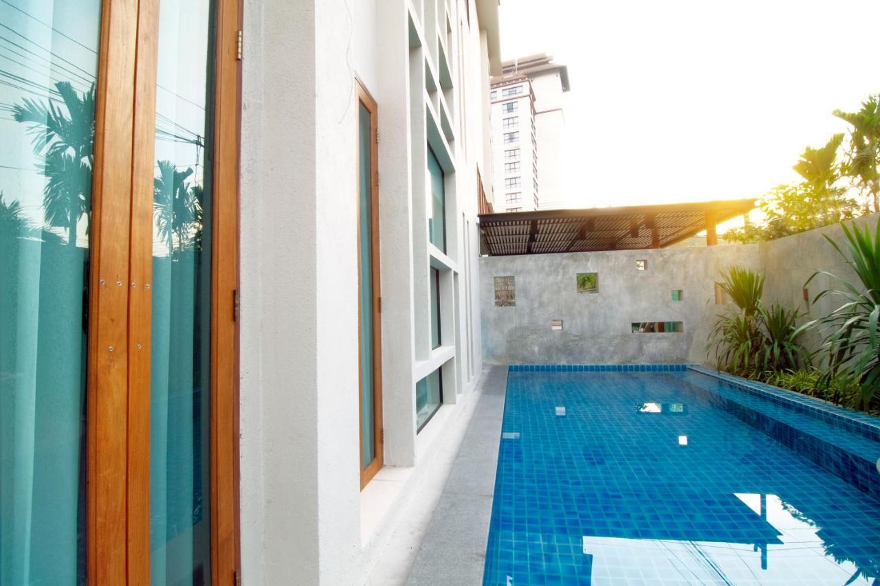 Tapae Gate Villa Chiang Mai Buitenkant foto